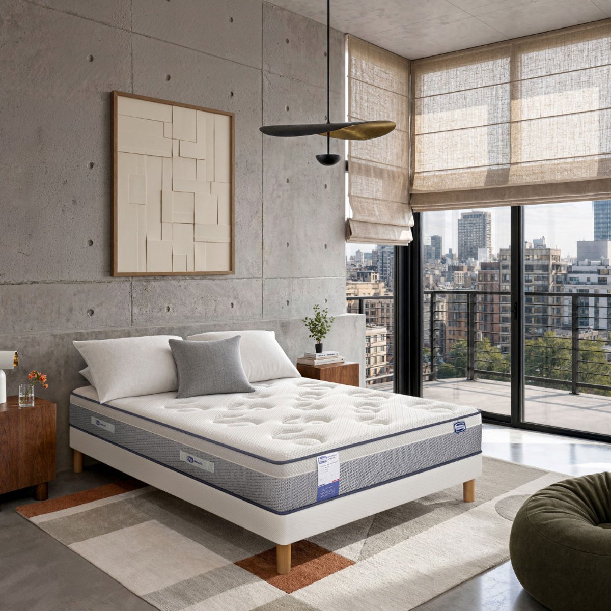 Matelas 100% ressorts et latex, accueil enveloppant- INFLUENCE-HYBRIDE couleur unique, SIMMONS