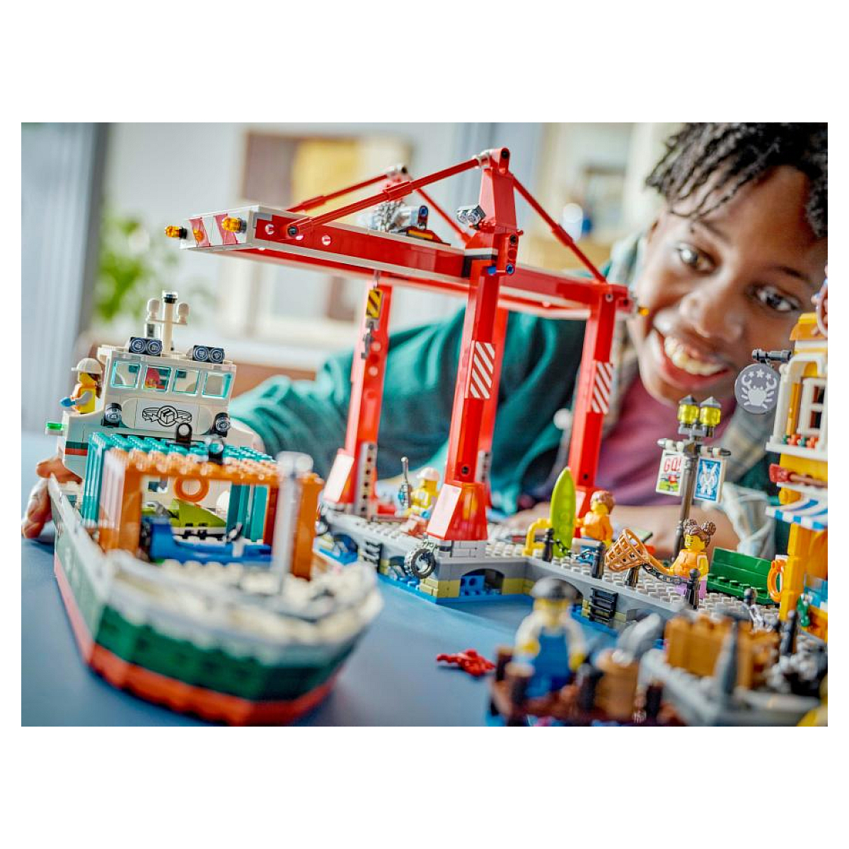 LEGO City - Le port et le navire marchand 60422 pour enfants de 8 ans et plus multicolore, LEGO