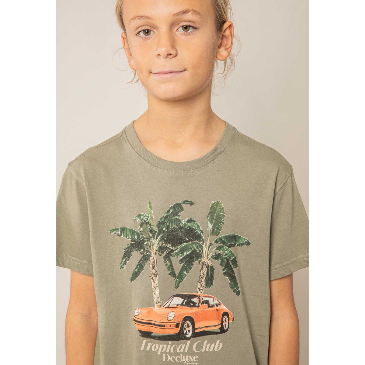 T-shirt garçon en coton KIKONDO light khaki, DEELUXE