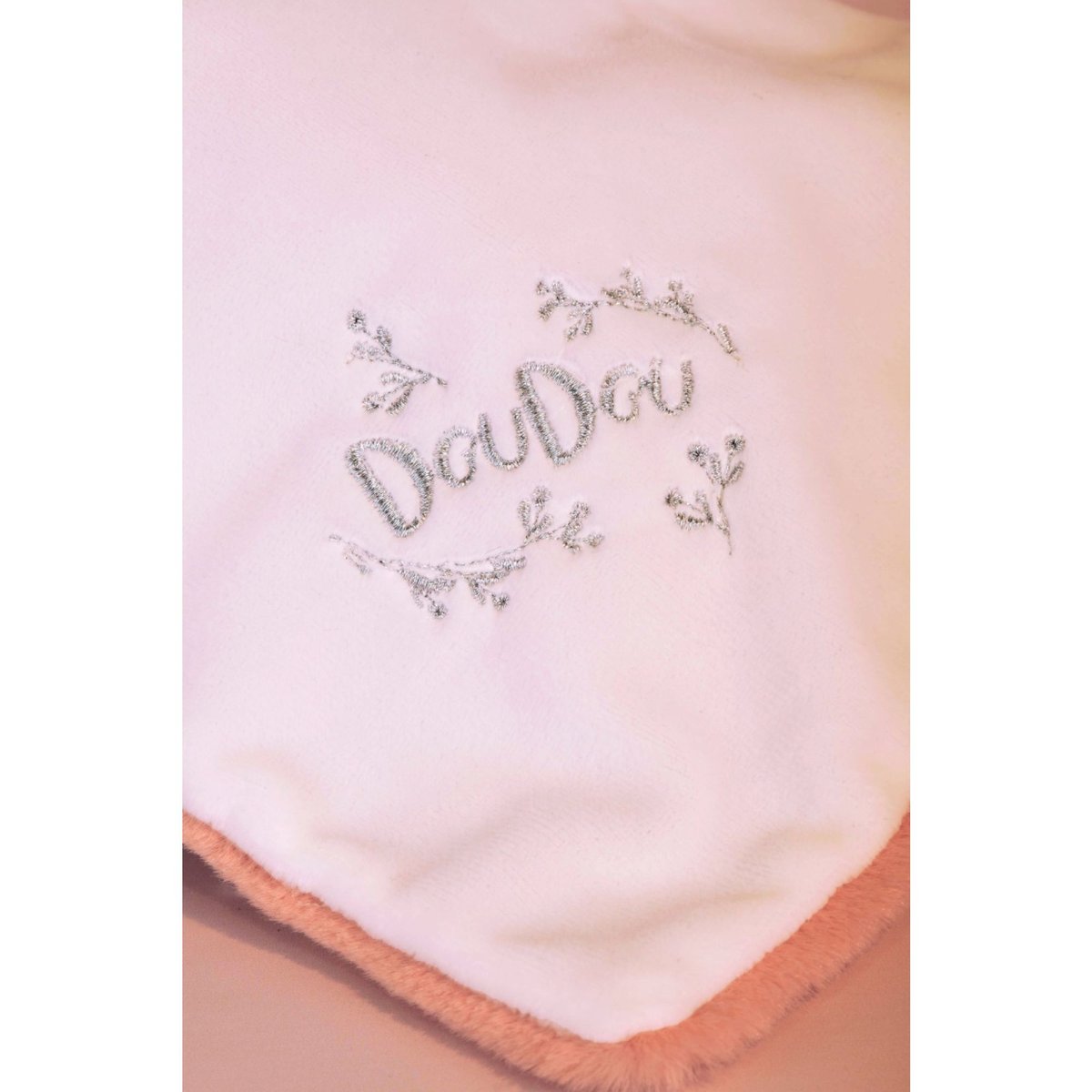 Lapin Doudou rose, DOUDOU ET COMPAGNIE