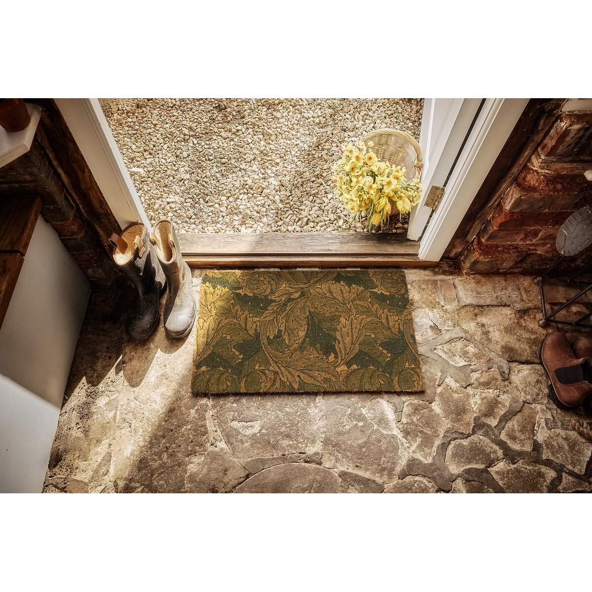 Acanthus Printed Coir Doormat green, MORRIS & CO.
