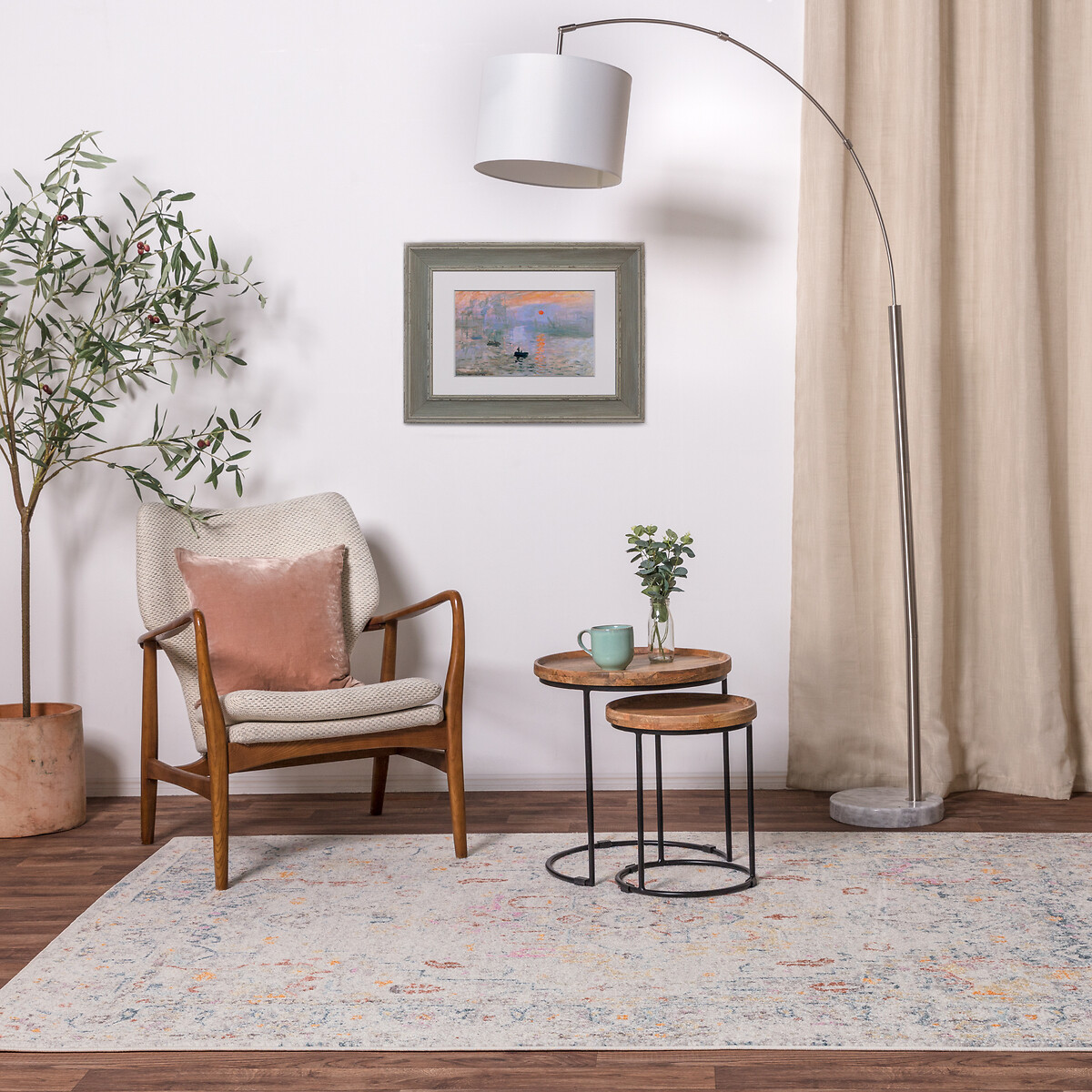 Classic Persian Style Distressed Rug multi-coloured, ÉDITÉ