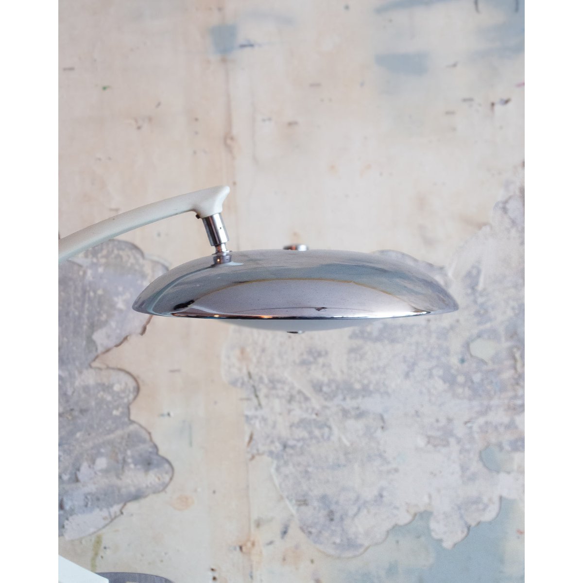 Lampe des années soixante Julia N°899 - Bon état métal, DEBONGOUT
