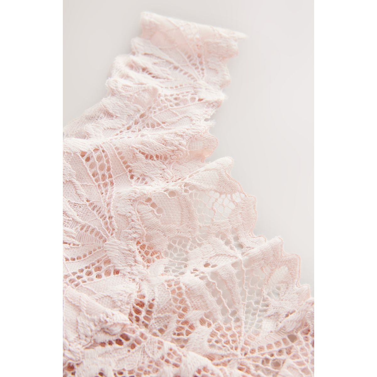 Strings confortables en dentelle, lot de 2 rose pâle, NEXT
