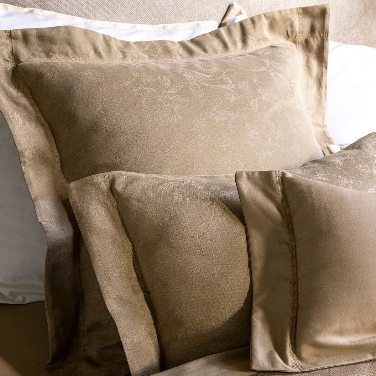 Taie d'oreiller en Coton/Lin, ARABESQUE sepia, LE JACQUARD FRANCAIS