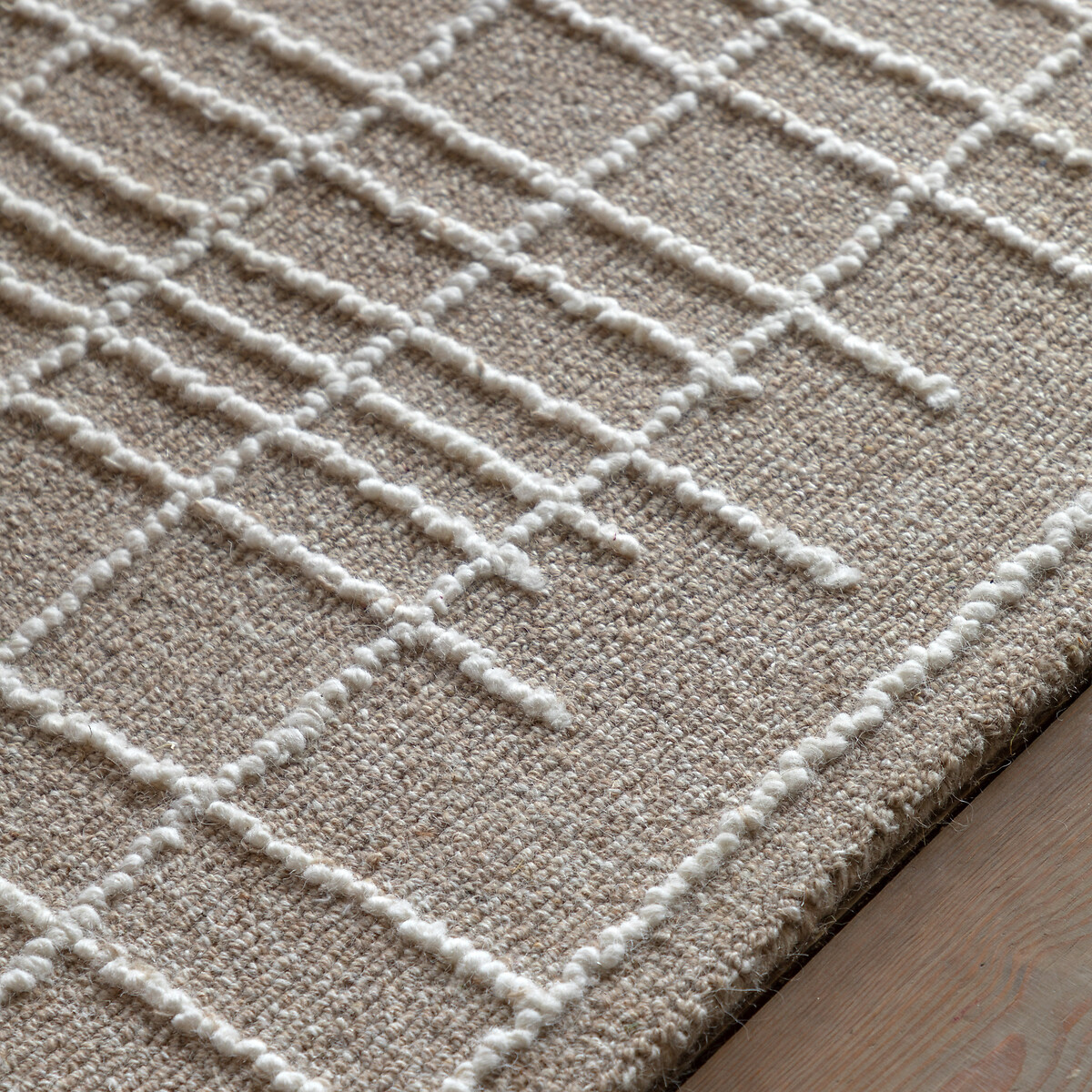 Otley Tufted Linear Rug taupe, SO'HOME