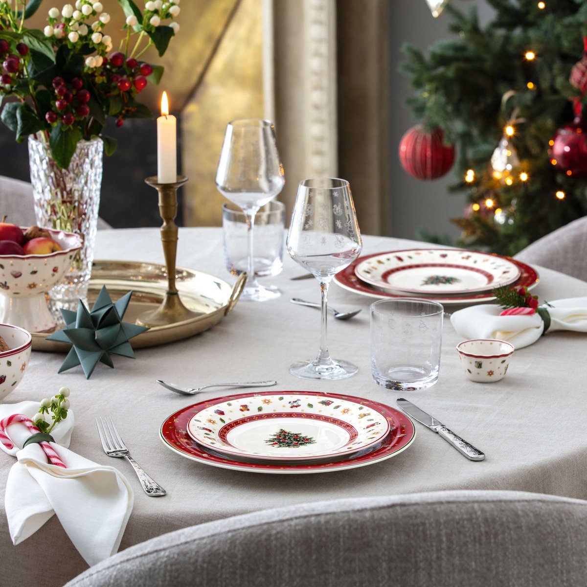 Assiette À Dessert TOY'S DELIGHT rouge, VILLEROY & BOCH