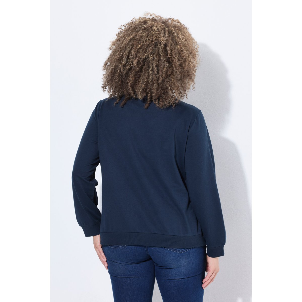 Sweat-shirt avec fleurs brodées marine, ULLA POPKEN