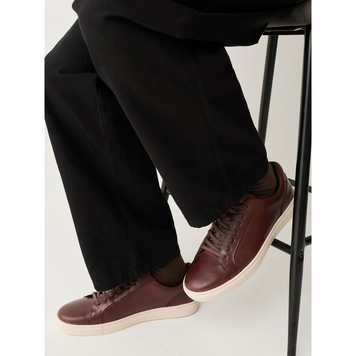 Baskets en cuir pointure large chic et casual marron fauve, NEXT