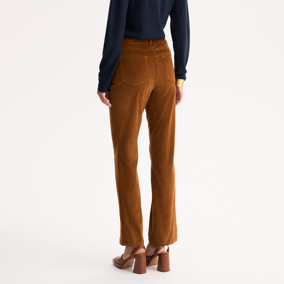 Pantalones acampanados de pana avellana, ANNE WEYBURN