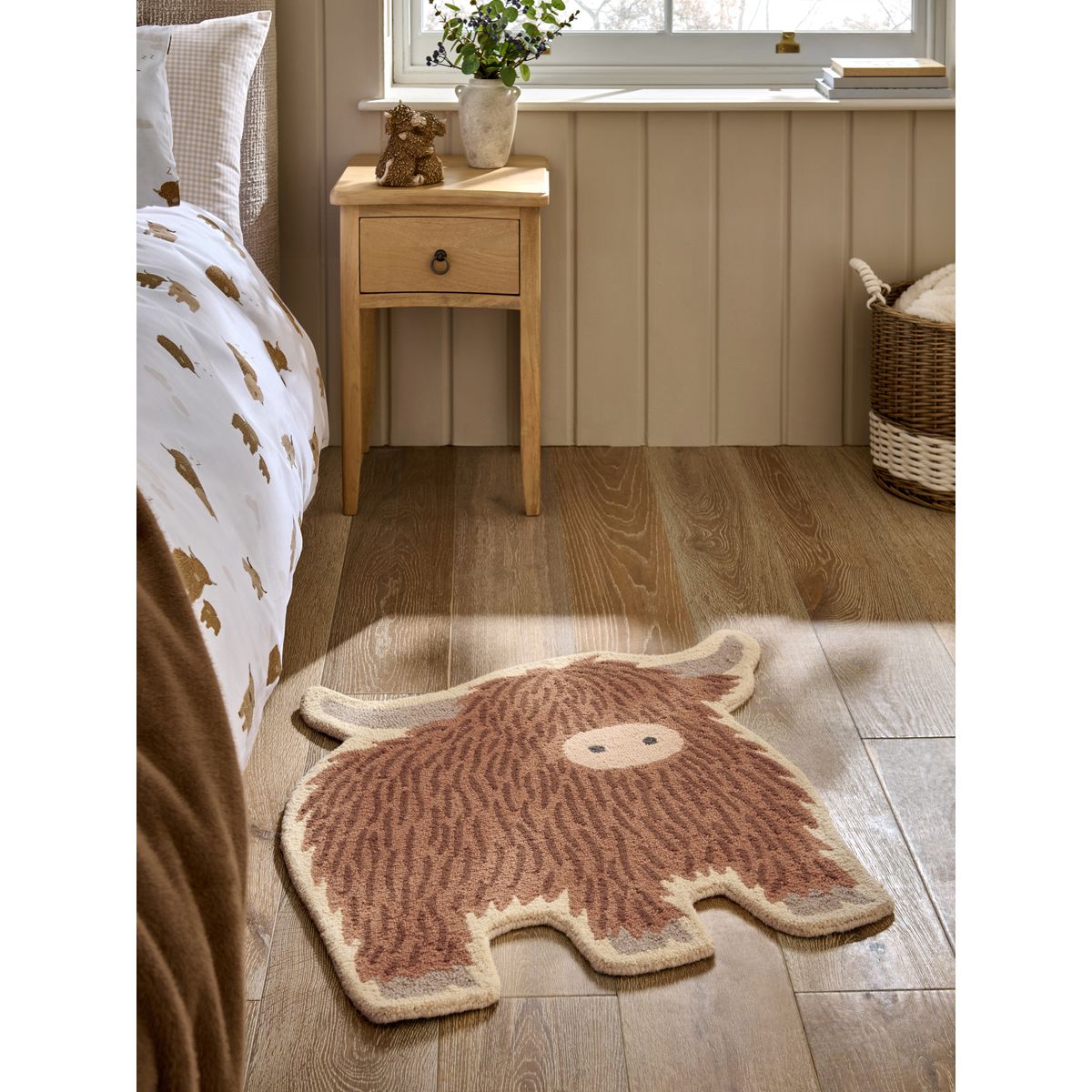 Tapis en forme de vache hamish naturel, NEXT