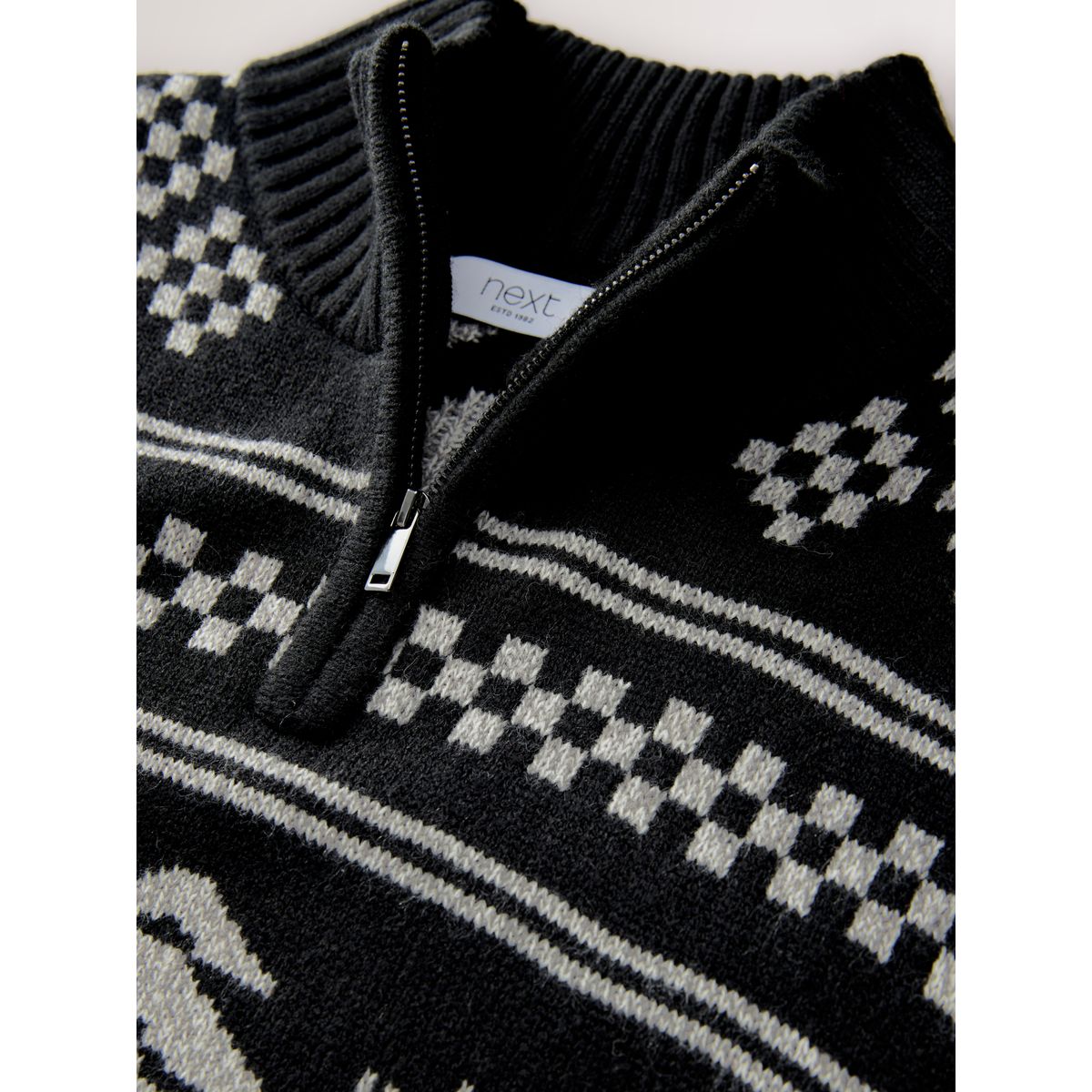 Pull de noël à col zippé, motif cerf et laine noir/blanc, NEXT
