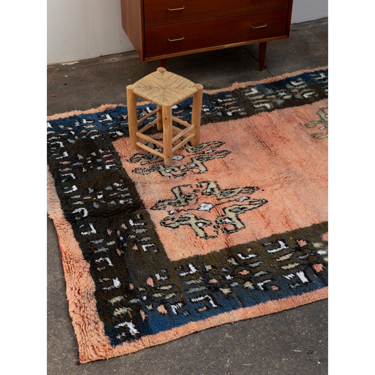 Grand tapis bleu et saumon en laine Olivier N°41 - Bon état bleu, DEBONGOUT