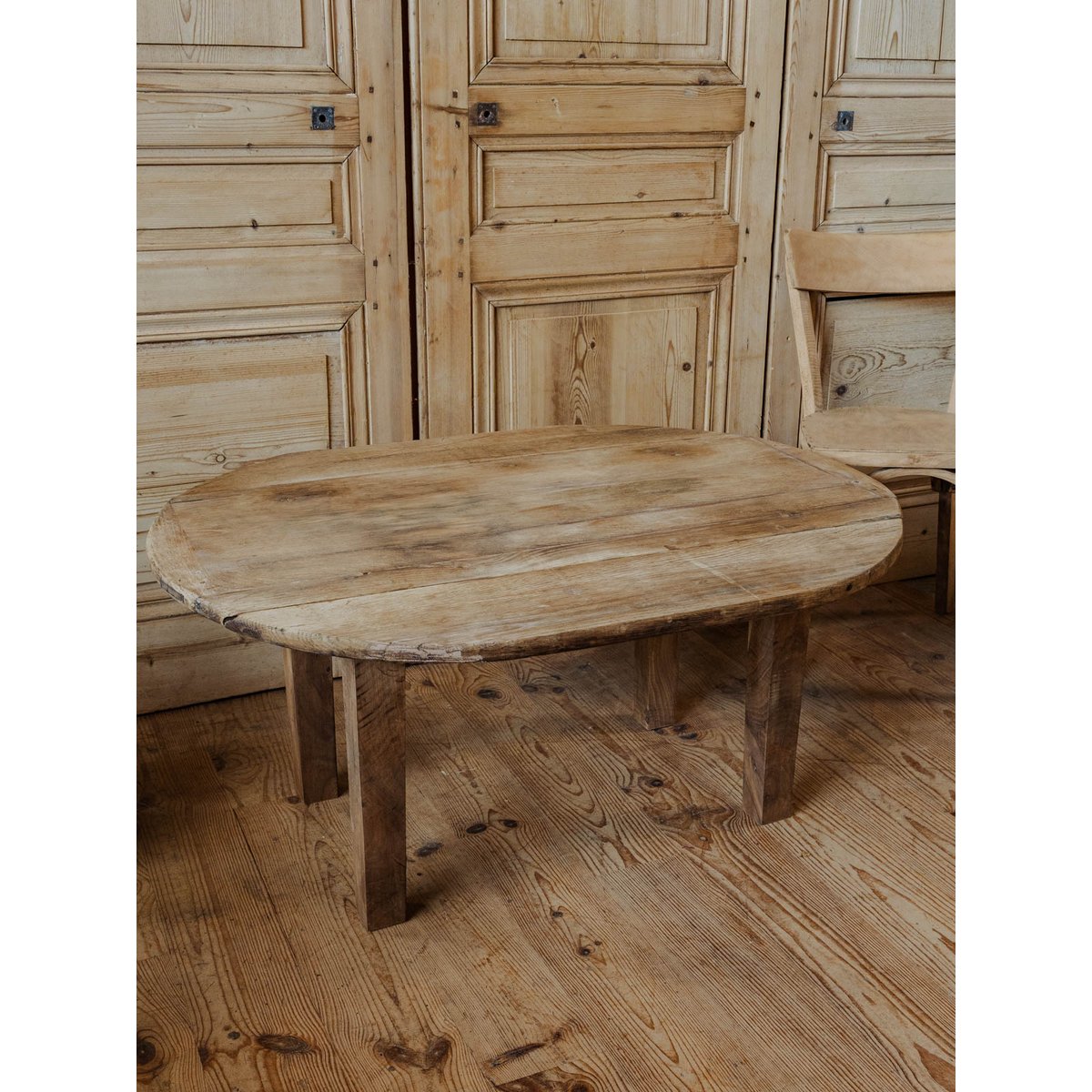 Table basse rustique en bois Léonie N°961 - Bon état bois clair, DEBONGOUT