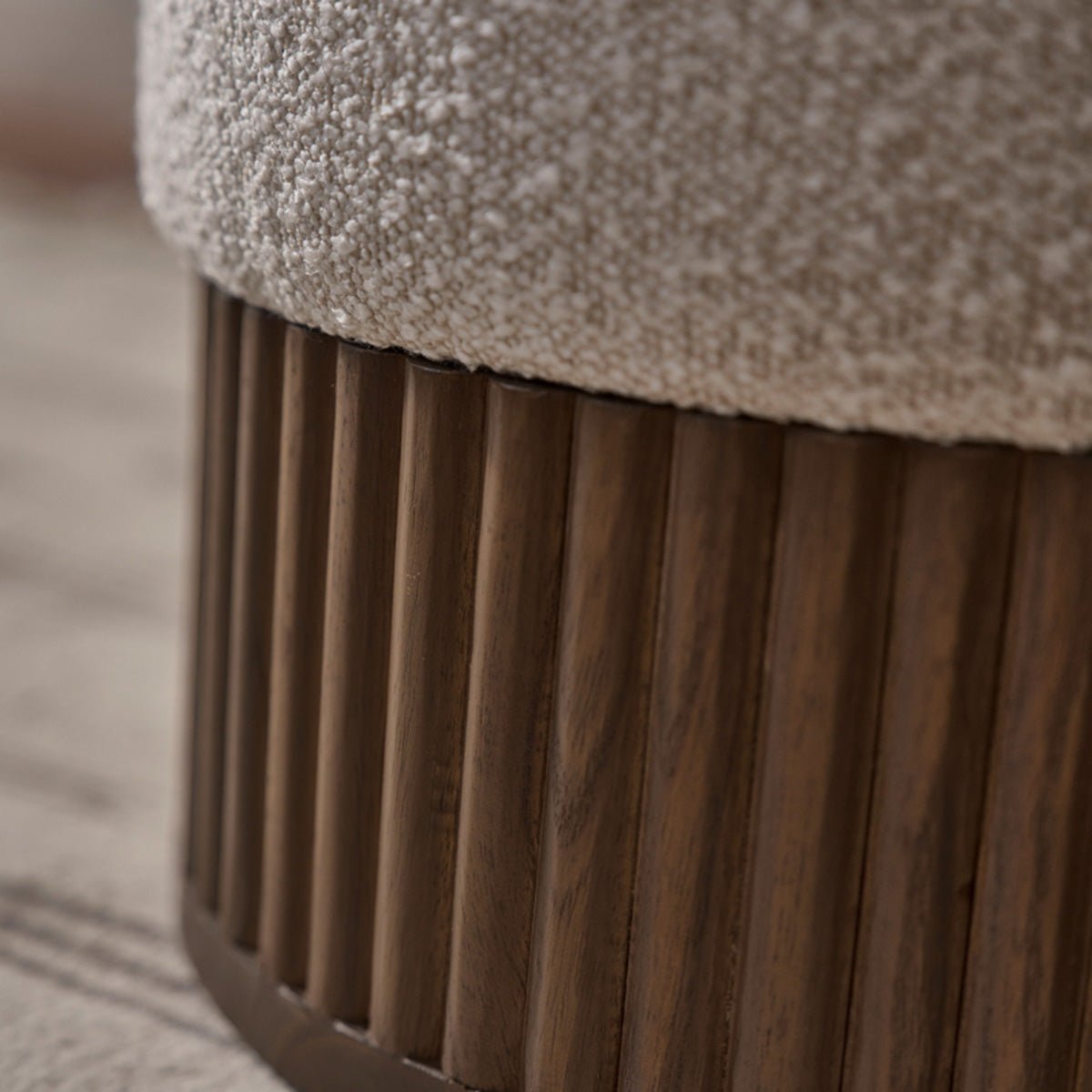 Pouf en bois massif et bouclette  TANE marron, BERAH GETAH