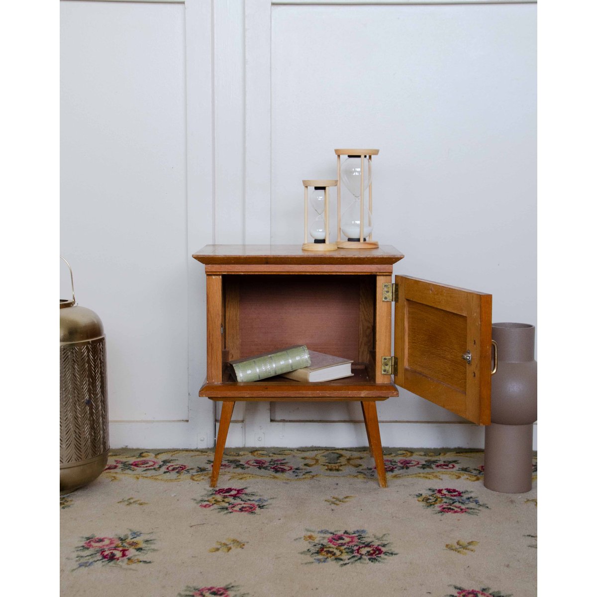 Table de chevet mid-century Maïa N°1494 - Bon état marron, DEBONGOUT