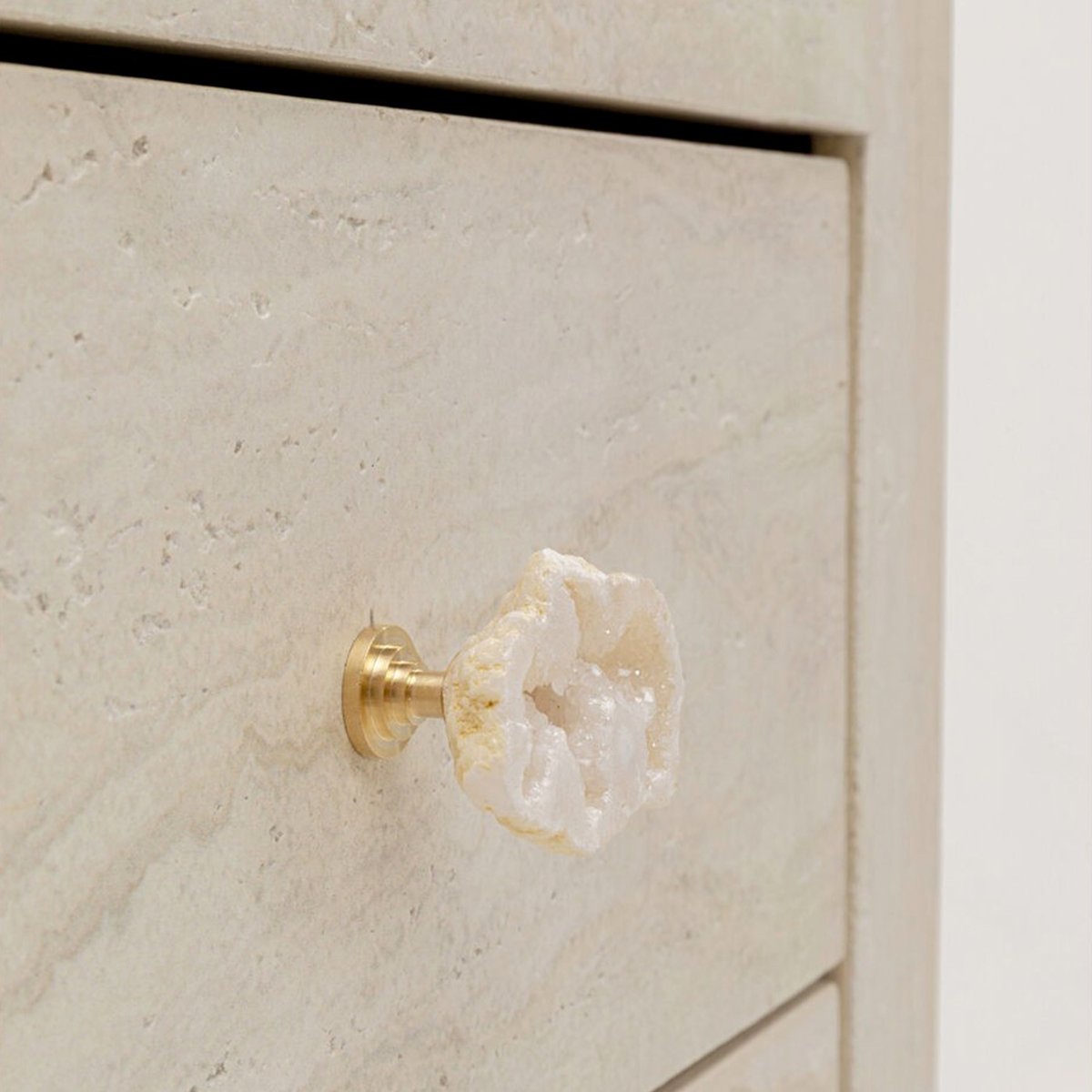 Chevet 2 tiroirs imitation pierre, TRAVERTINO beige, KARE DESIGN