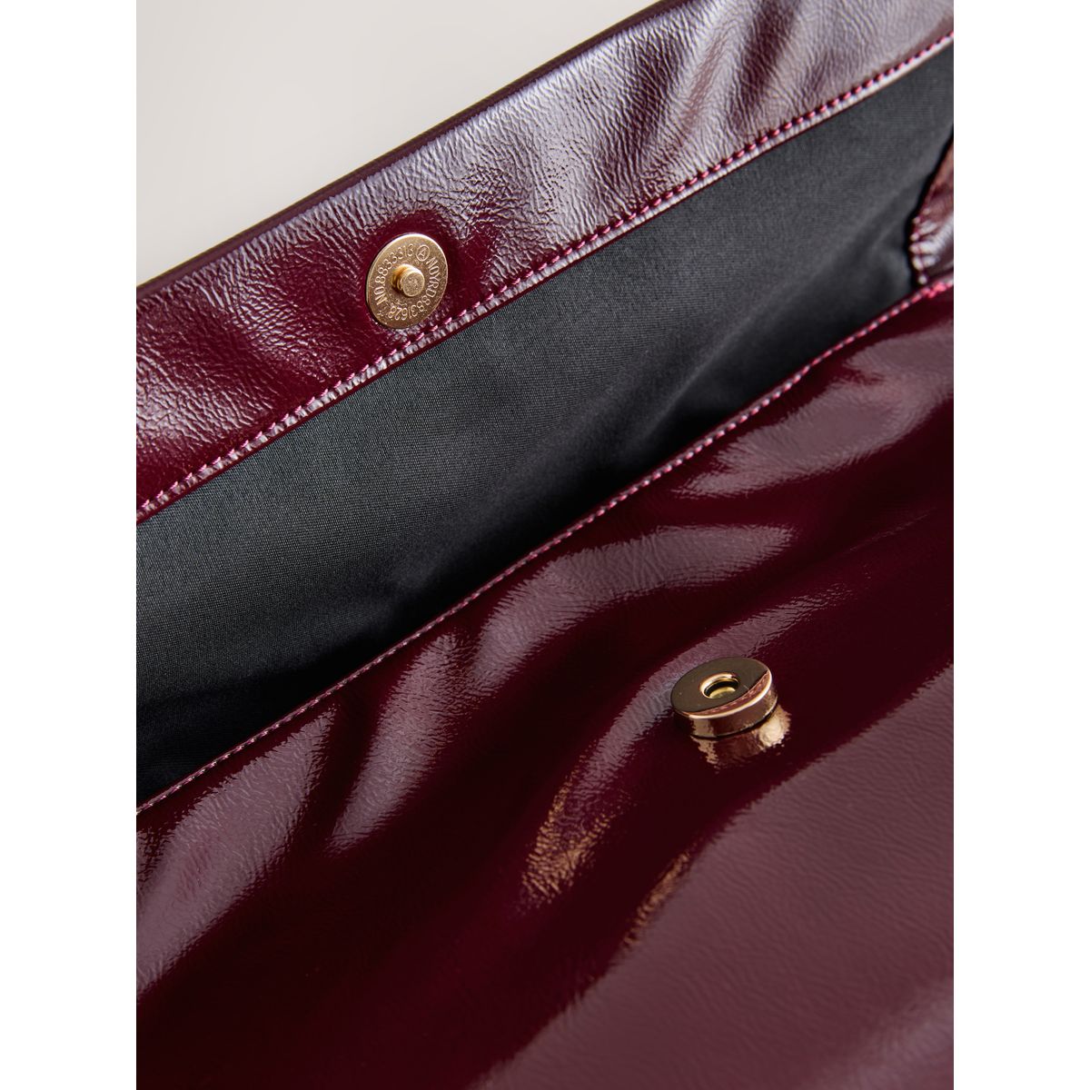 Pochette souple oversize prune, NEXT