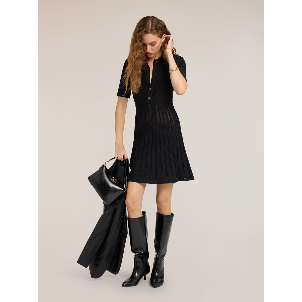 Robe chemisier avec jupe plissée noir, MOTIVI