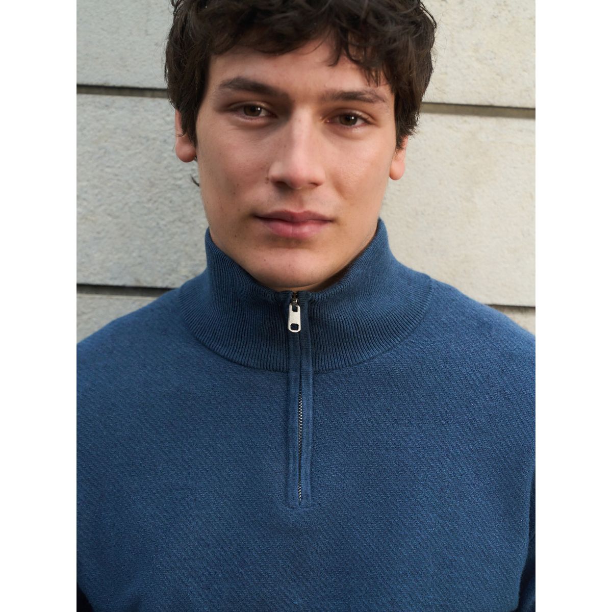 Pull standard habillé ultra doux à col zippé bleu, NEXT
