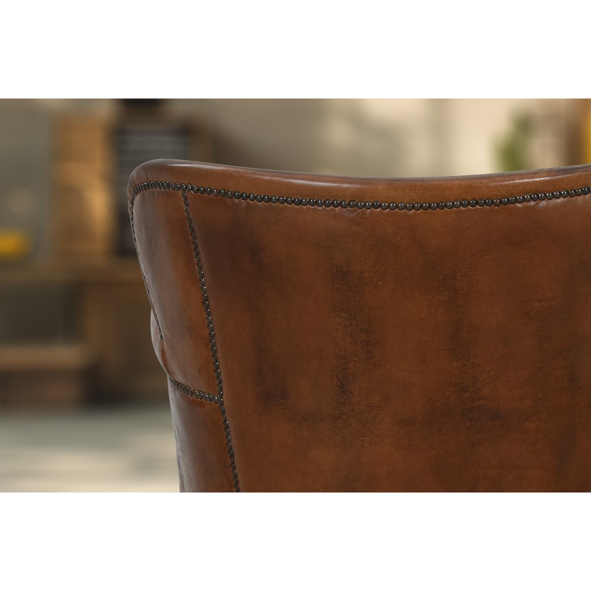 Fauteuil club en cuir aniline NEOTURNER marron foncé, PRODUIT INTERIEUR BRUT