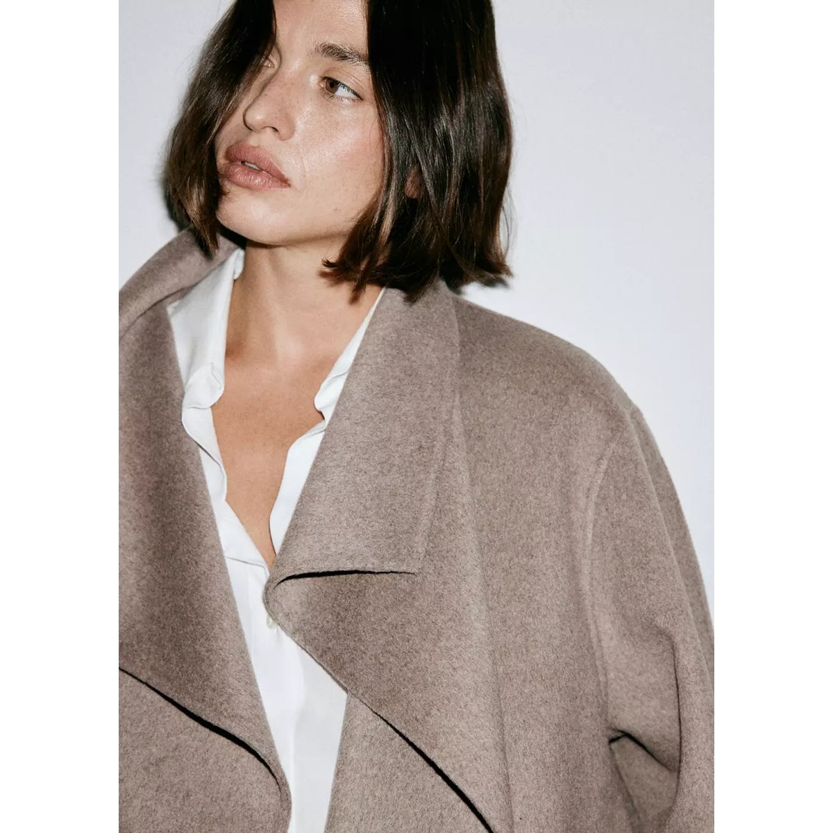 Manteau laine fait à la main ceinture marron moyen, MANGO