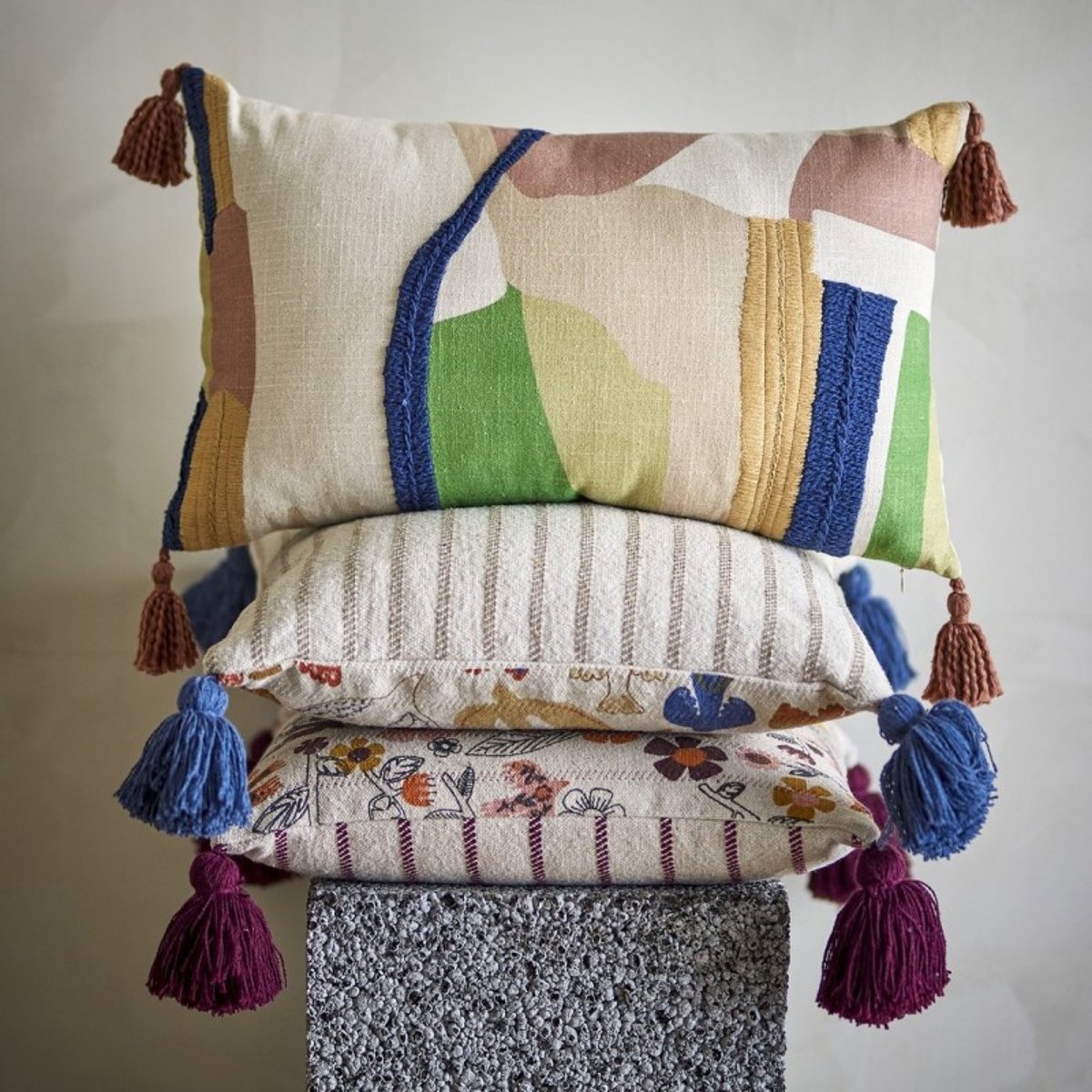 Coussin coton motif abstrait réversible ARTISTA multicolore, BLOOMINGVILLE