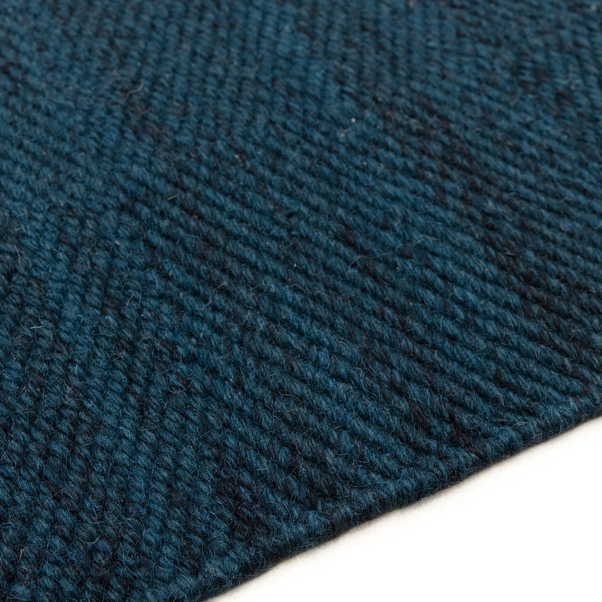 Tapis de salon et chambre en laine FERRIC bleu, NOVATREND
