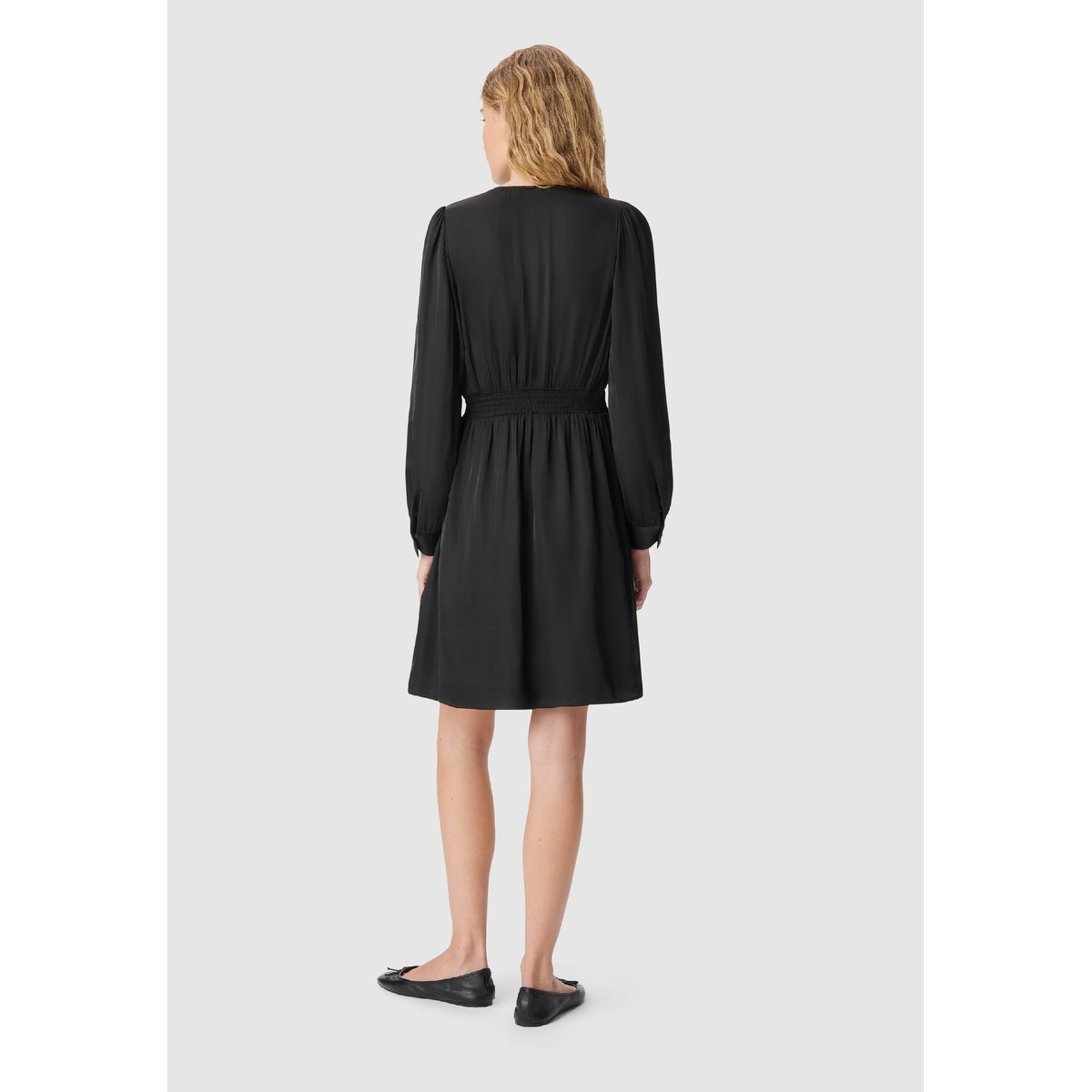 Robe courte satinée avec petits boutons noir, IKKS