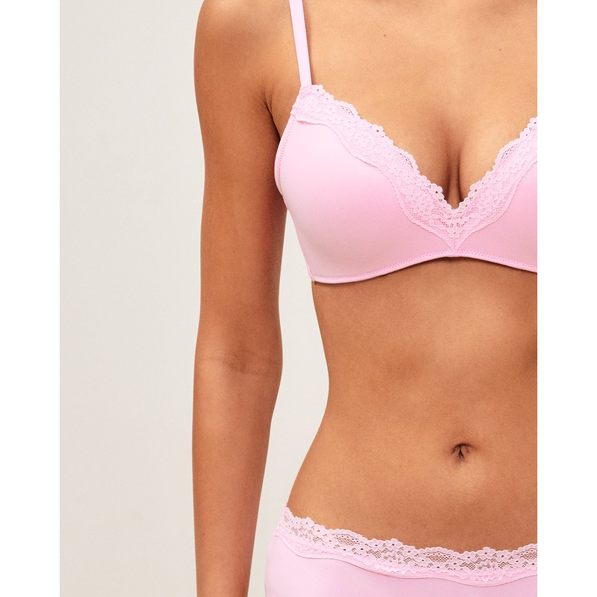 Soutien-gorge push-up en microfibre NEW SOFTIZ rose, UNDIZ