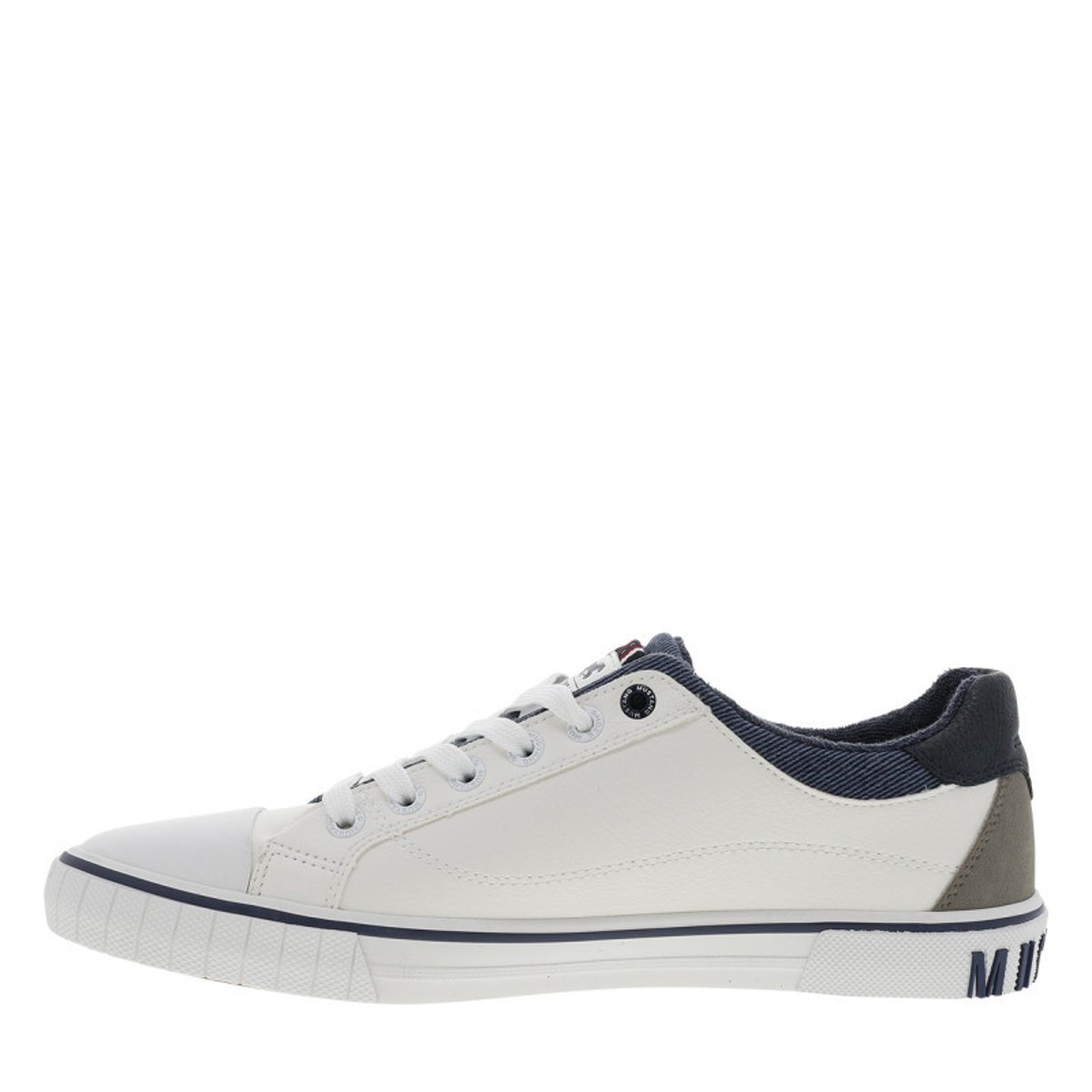 Tennis blanches à semelle plate avec des lacets et un zip latéral blanc, MUSTANG