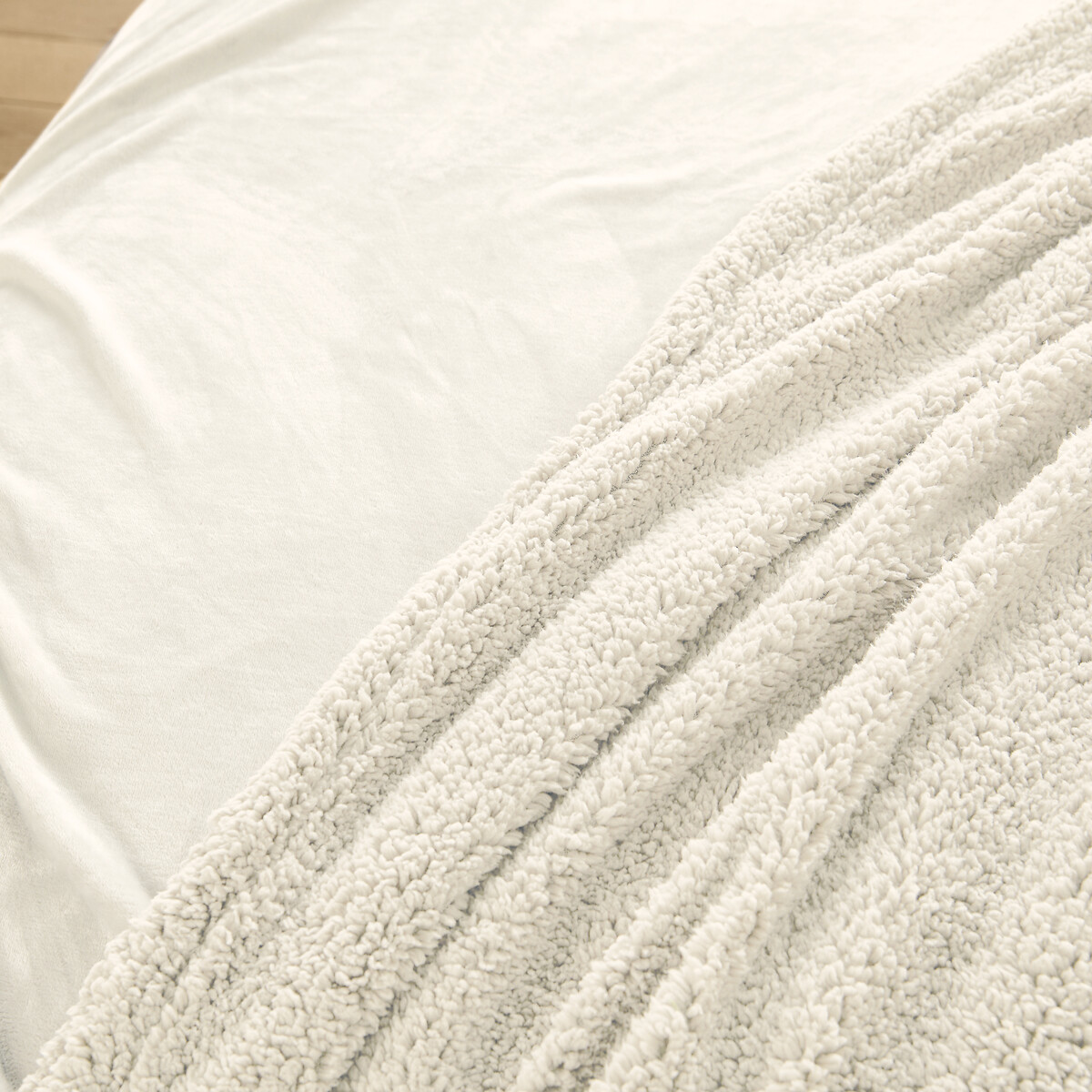 Maxine Fleece Bedspread ecru , LA REDOUTE INTERIEURS