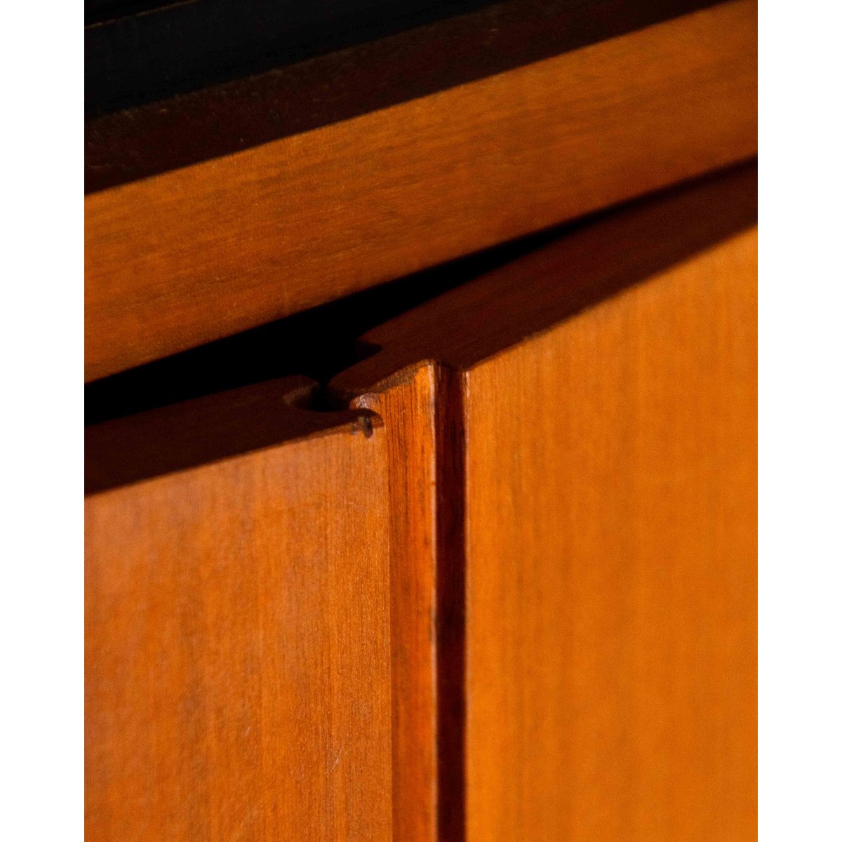 Bibliothèque vitrine en acajou Madeleine N°736 - Bon état bois clair, DEBONGOUT