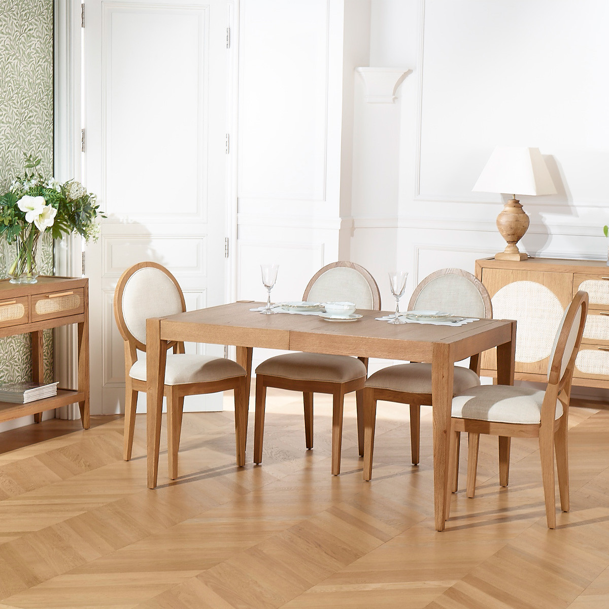 Table à rallonges 10 couverts en chêne, 220 x 90 cm MONTANA beige, ROBIN DES BOIS