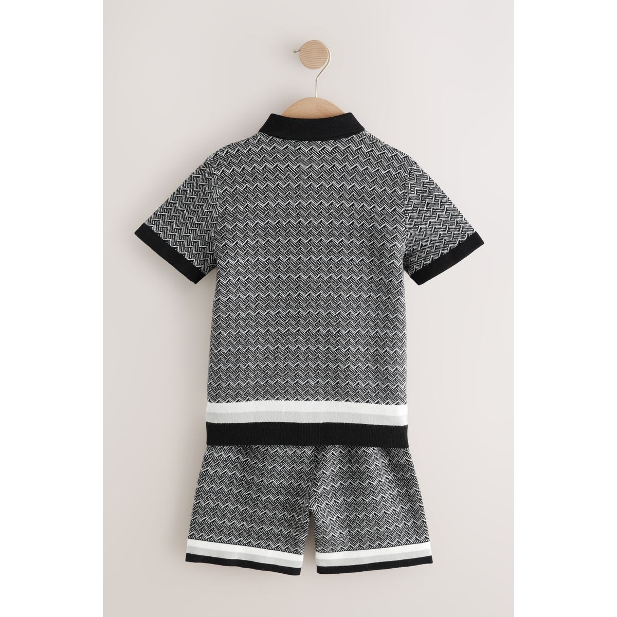 Polo en maille boutonné short monochrome, NEXT