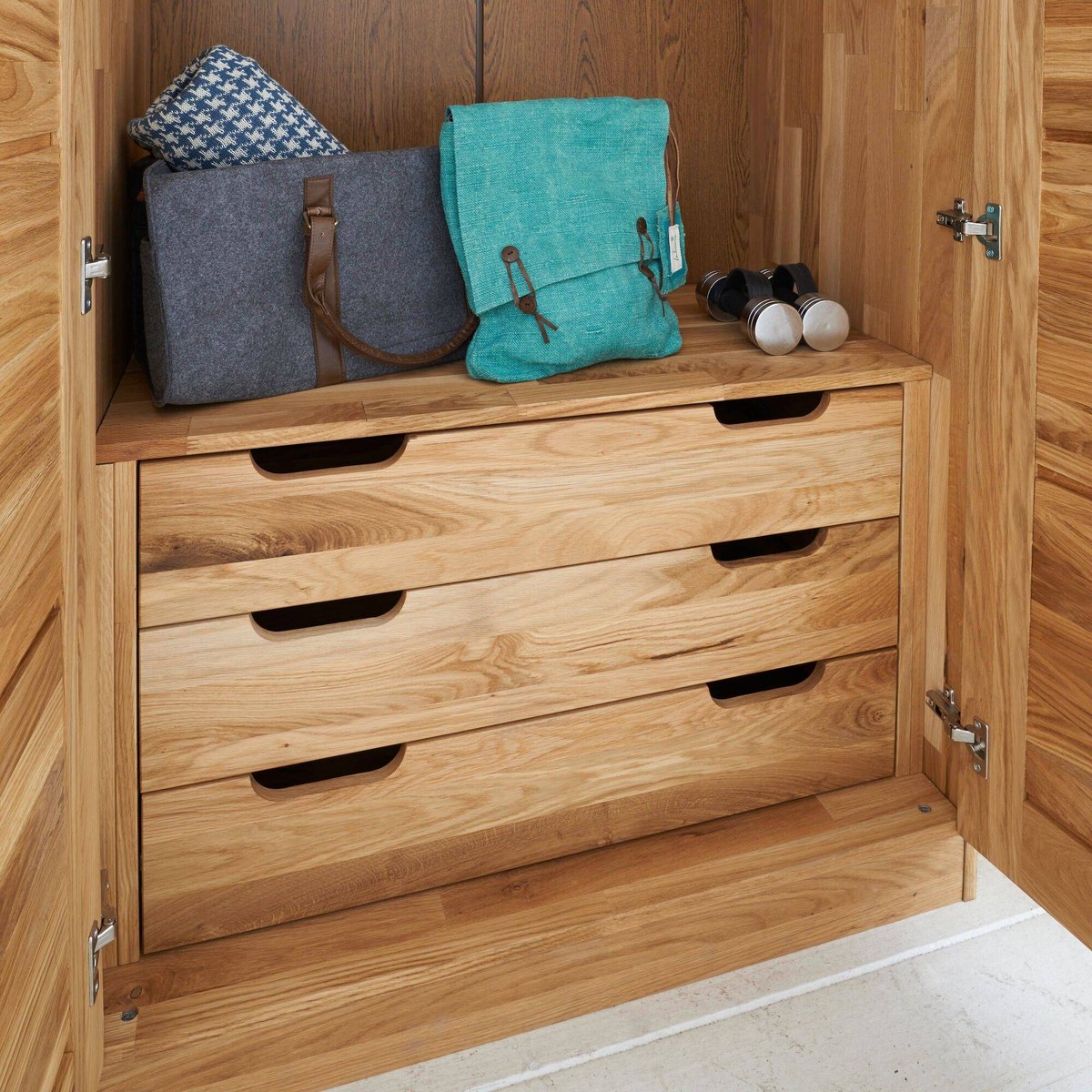 Armoire chêne massif 3 portes - CAPUCINE bois clair, CAMIF