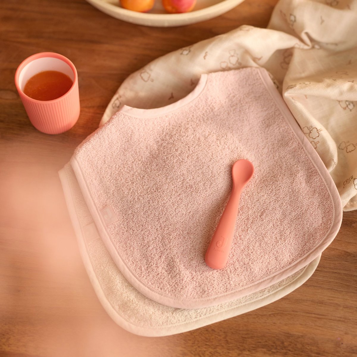 Lot de 2 bavoirs en éponge rose, écru, JOLLEIN