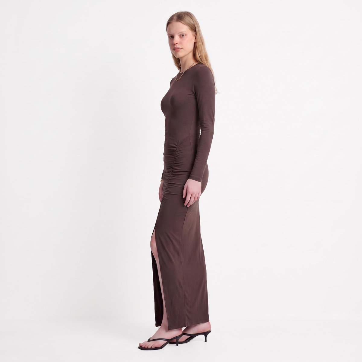 Robe femme longue fendue fronces col rond ARISSE black, ARTLOVE