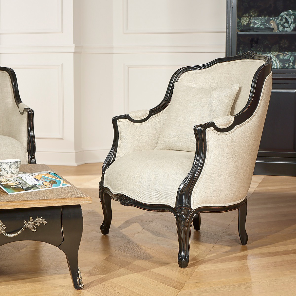 Fauteuil en hévéa teinté noir et lin premium VICTOR lin, ROBIN DES BOIS