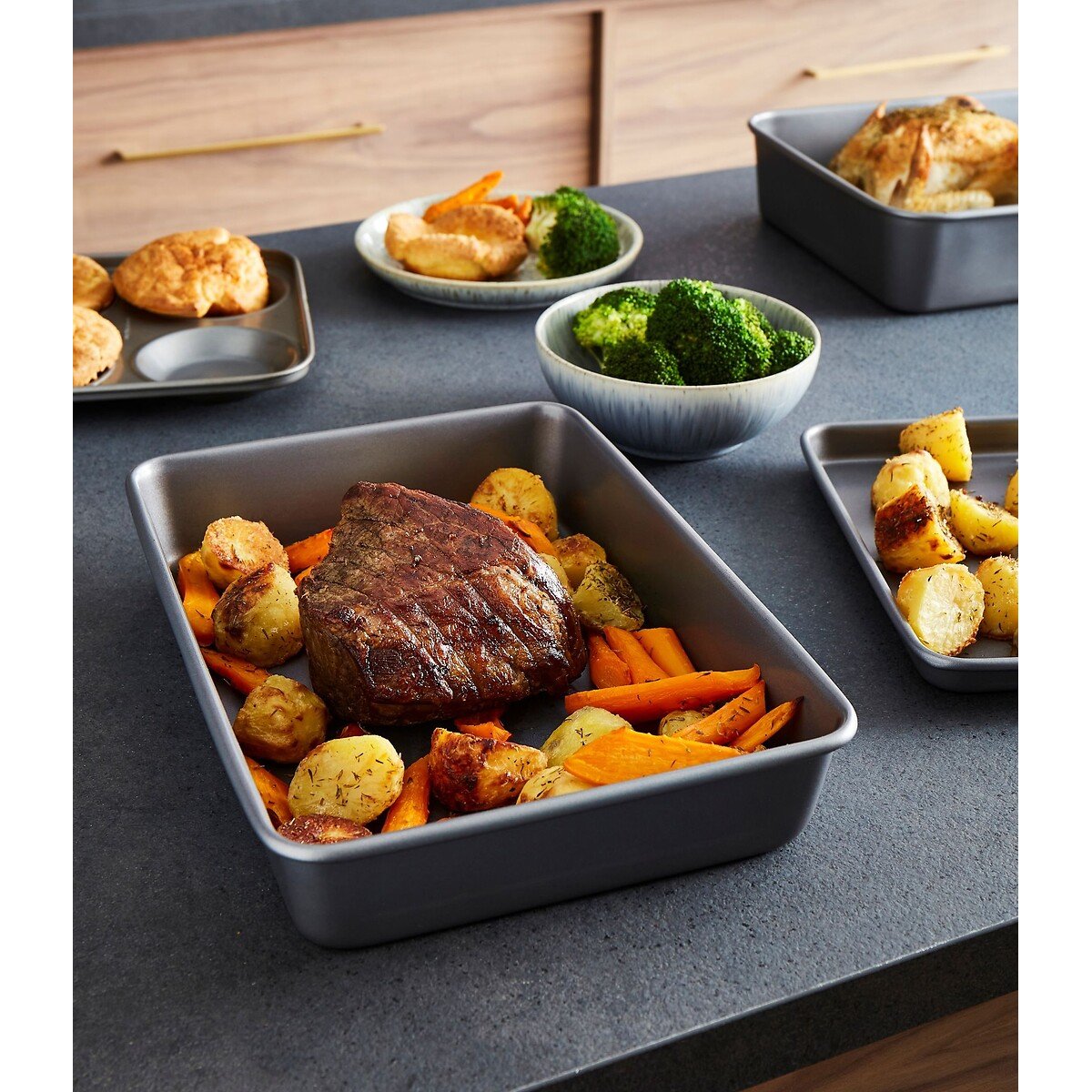 3-Piece Baking Tray Set grey, MORPHY RICHARDS