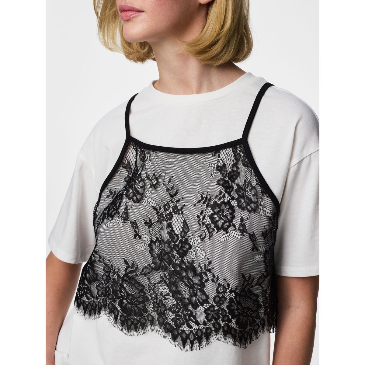 T-Shirt bright white, PIECES