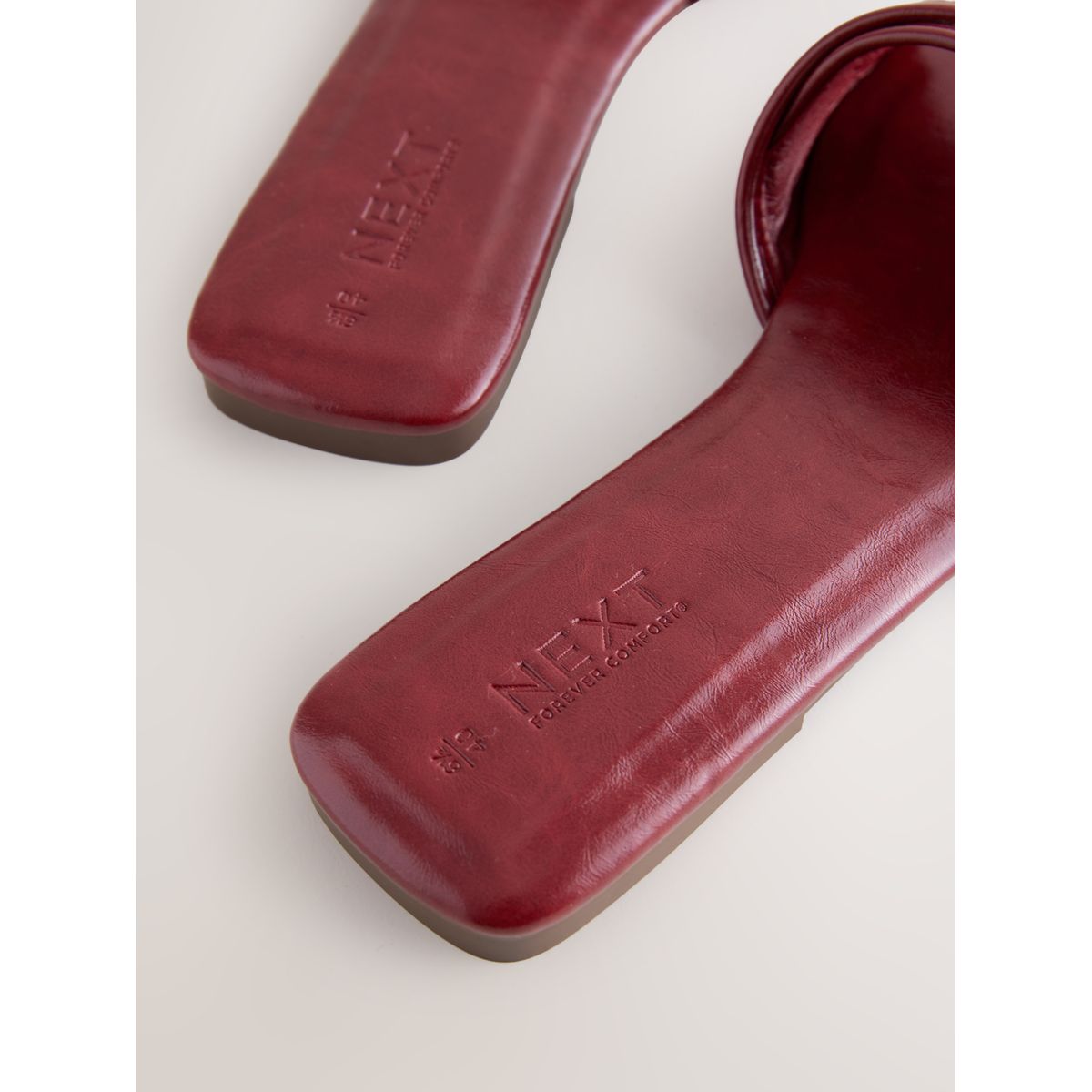 Mules à boucle forever comfort® rouge, NEXT