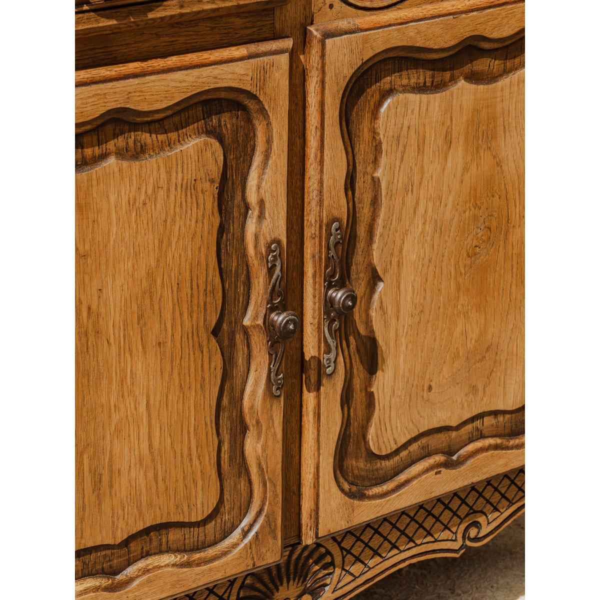 Buffet en bois Gilbert N°1545 - Bon état bois clair, DEBONGOUT