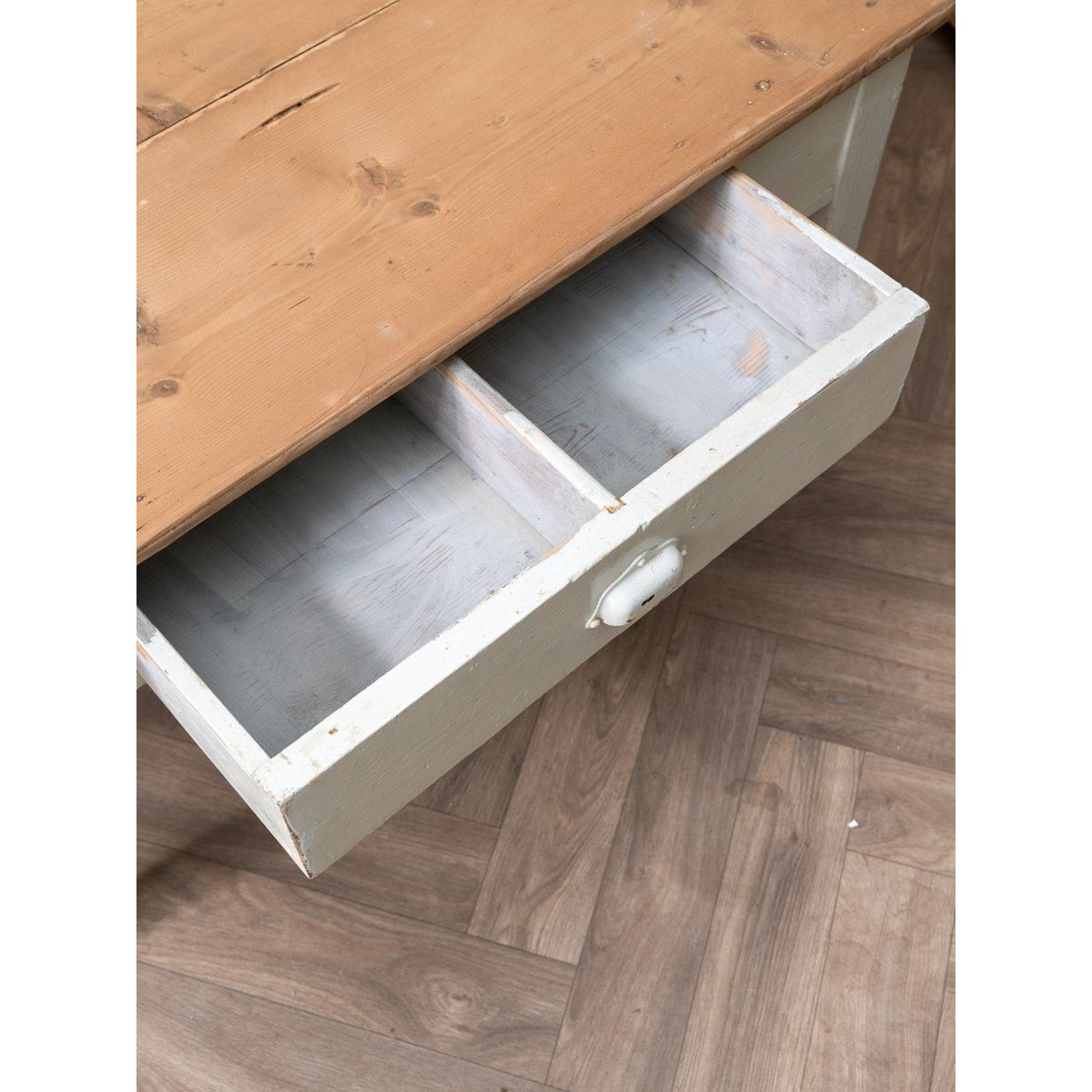 Table basse en bois Léonie N°1608 - Bon état bois clair, DEBONGOUT