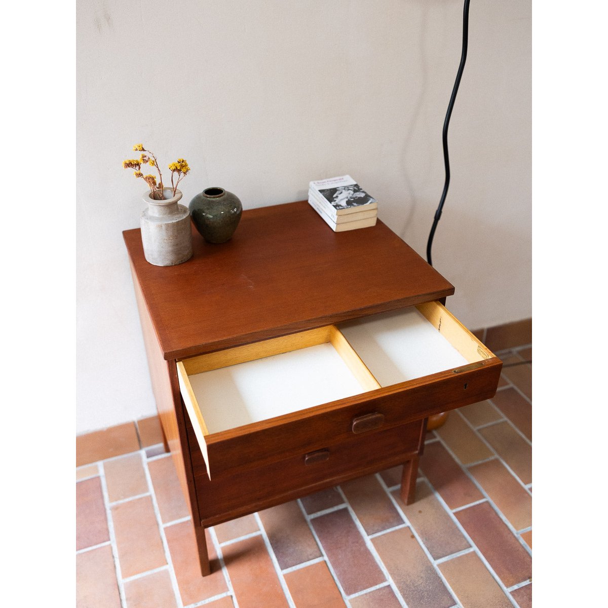 Petite commode bois Olga N°1059 - Bon état bois foncé, DEBONGOUT