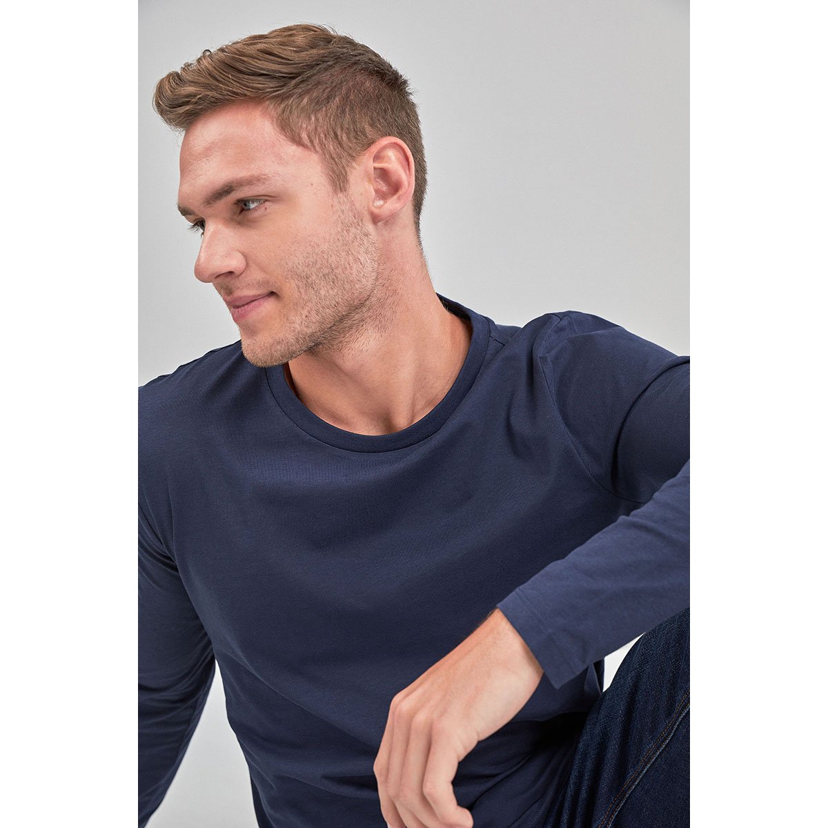 T-shirt Ras De Cou Aux Manches Longues bleu marine, NEXT