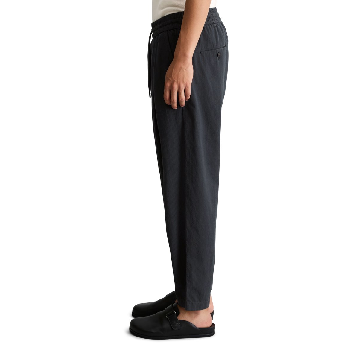 Pantalon en seersucker regular en pur coton bio bleu foncé, MARC O’POLO DENIM