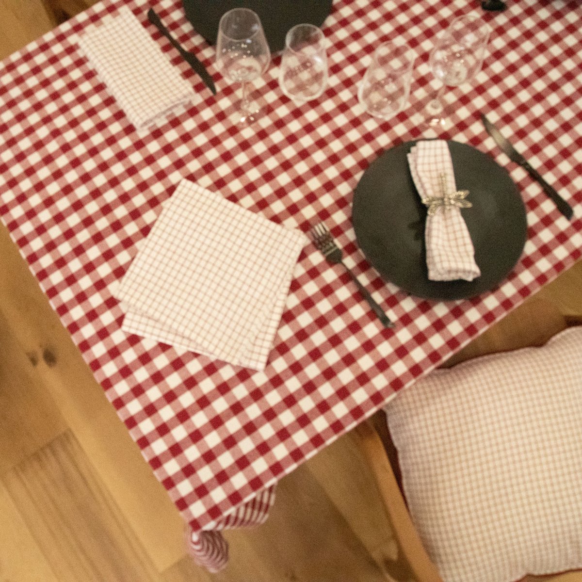 Nappe rectangulaire en Vichy 100% coton rouge, SUD ETOFFE