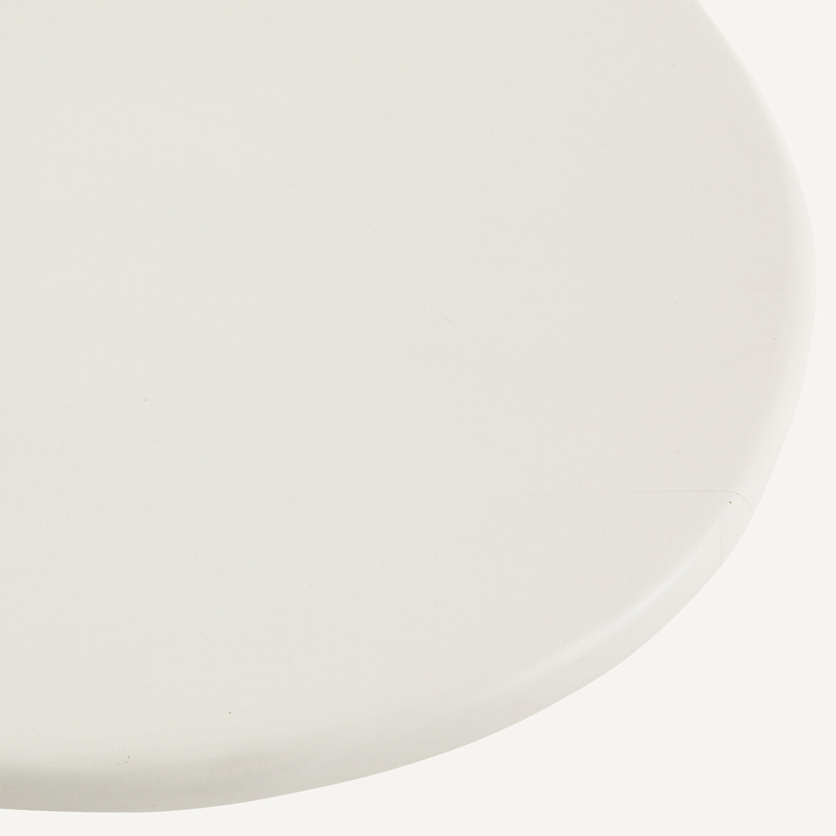 Table basse en acacia massif, hauteur 31 cm, Oreus blanc ecume, AM.PM