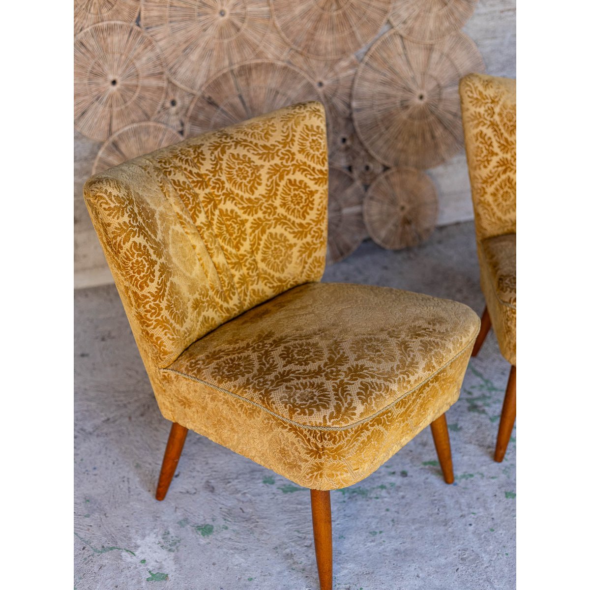 Paire de fauteuils jaune moutarde Jakob N°1385 - Bon état jaune, DEBONGOUT